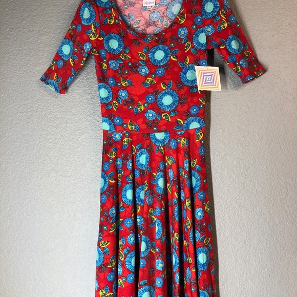 Lularoe Nicole - NWT - Picture 1 of 8